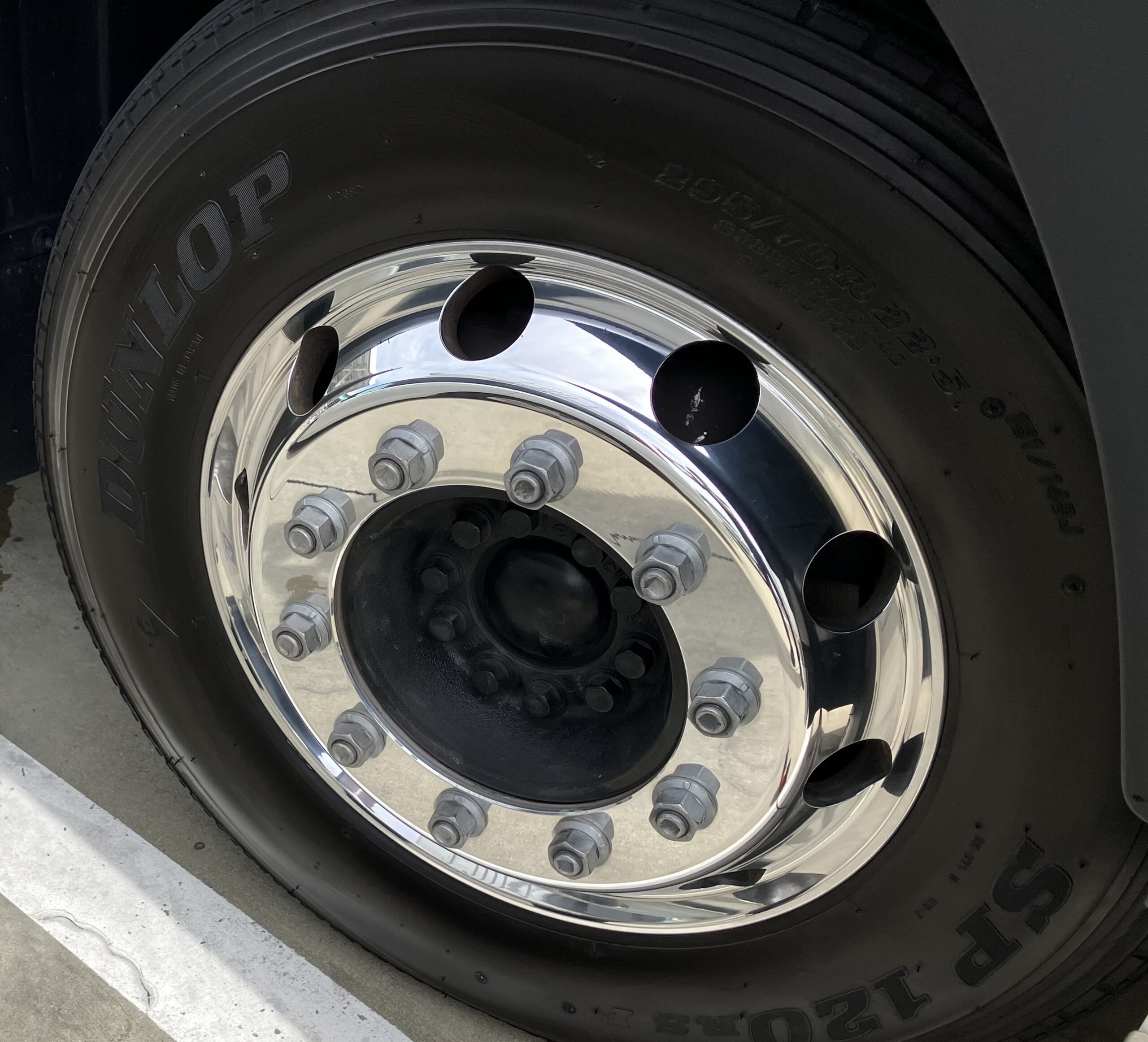 アルミホイール磨き　おすすめ研磨剤